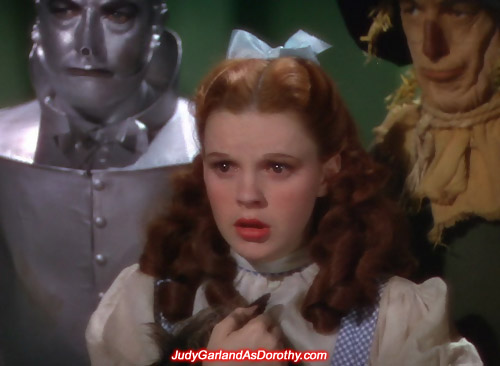 Judy Garland as Dorothy can't believe what she is seeing